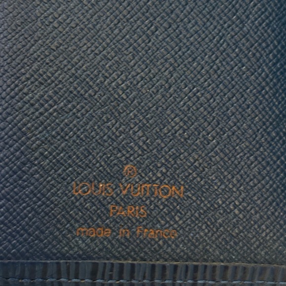 Louis Vuitton Epi Porte Monnaie Viennois Wallet in Toledo Blue - Picture 4 of 14